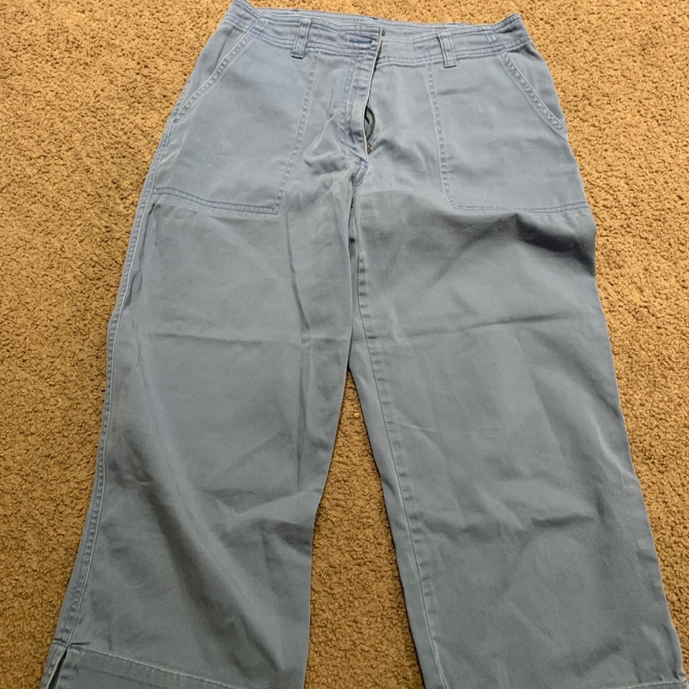 Clothes - Picture 3 of 16